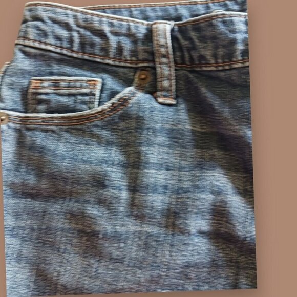 Universal Thread Distressed Denim Shorts Womens 2/26R Casual Style - Picture 7 of 12